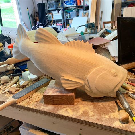 Largemouth Bass Commissioned Sculpture Jj Wood Sculpture