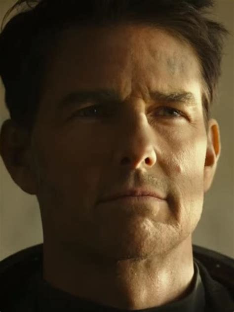 Top Gun Sequel Trailer Tom Cruise Unveils First Look At Much Hyped