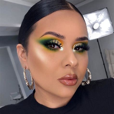 21 Stunning Makeup Looks For Green Eyes Makeup Looks For Green Eyes