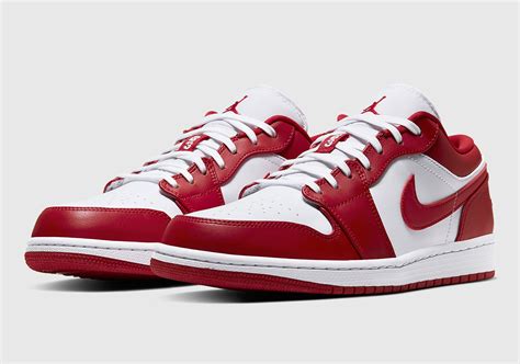 コラボ Nike Air Jordan1 Low Red Whiteの通販 By リボンs Shop｜ナイキならラクマ ックスにて