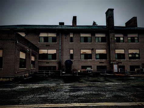 Abandoned School In New York 3767 X 2825 Abandoned New York School