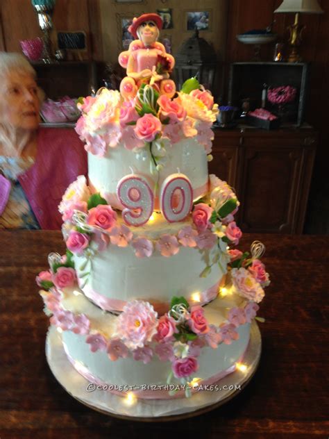 Chances are, if you live to be 90 years old, you have children, grandchildren. 90th Birthday Cake for Mom | 90 birthday, Birthday cakes ...