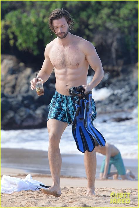 Patrick Schwarzenegger Shows Off His Buff Body At The Beach In Hawaii Photo 4517521 Patrick