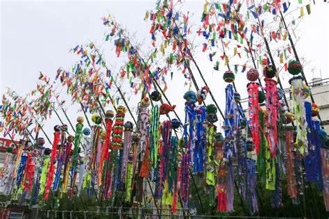 Now it's time to talk about how to make tanabata decorations!origami is a traditional japanese paper craft. 8 Unforgettable Japanese Tanabata Festivals | original ...