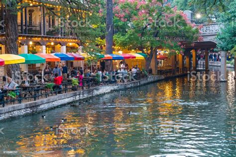 San Antonio Riverwalk Texas Stock Photo - Download Image Now - iStock