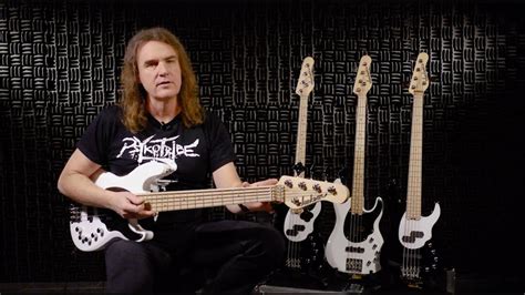 446,543 likes · 6,591 talking about this. David Ellefson de Megadeth se penche sur l'album Rust In ...