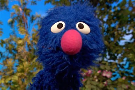 Walaupun film ini merupakan film klasik, namun penggemar tidak mau mundur. Did Grover drop the F-bomb? Sesame Street clip causes huge ...