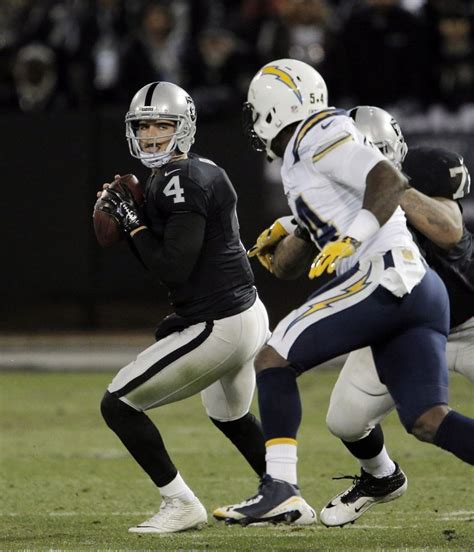 Jego kariera sportowa związana jest z zapasami w kategorii do 84 kg w stylu klasycznym. Raiders offense awakens in overtime