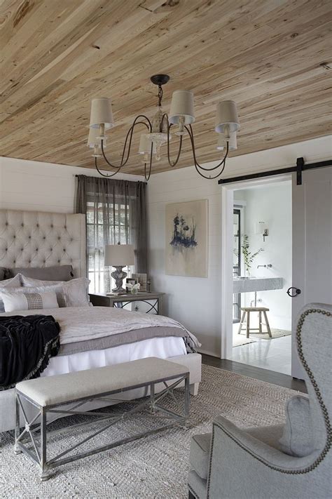 Appréciés par les décorateurs et particuliers du monde entier, ces couleurs ont fait leurs preuves et sont prêtes à embellir votre décor, pour votre. Benjamin Moore White Dove Bedroom Benjamin Moore White ...