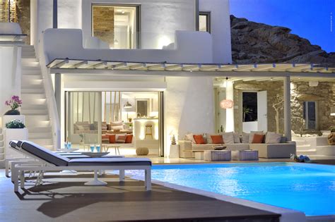 Luxury Mykonos Villa With Contemporary Mediterranean Decor