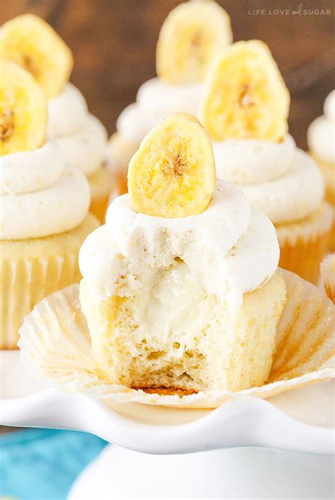 Boston cream pie in cupcake form! Delicious Desserts You Can Make With A Banana | Yolli News