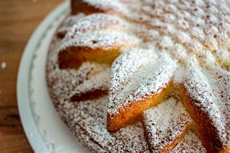 Rührkuchen mit Quark lecker und saftig schnell serviert