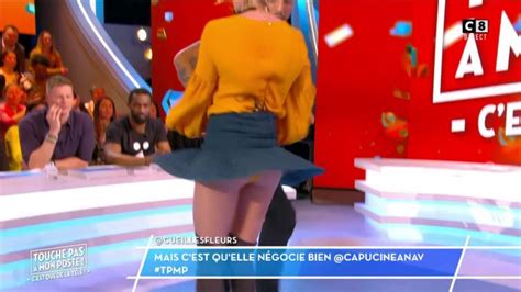 Oops Capucine Anav Montre Sa Culotte Lors D Une Danse Tr S Sexy Vid O Closer