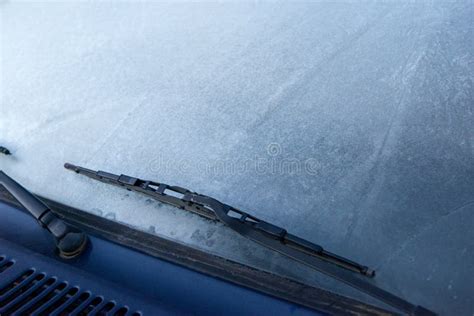 Frozen Car Windshield Stock Image Image Of Frosty Freeze 171532731