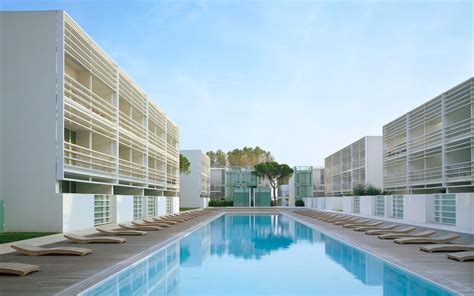 Jesolo Immobiliare By Richard Meier Present The Pool Houses In Jlv