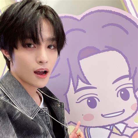 Nct Yangyang Wayv Nct Yangyang Selca