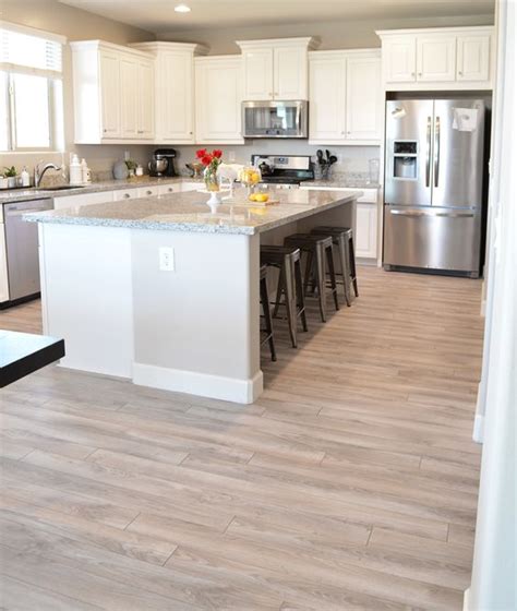 White granite effect sparkly flooring / glitter vinyl floor bathroom kitchen etc. 43 Practical And Cool-Looking Kitchen Flooring Ideas ...