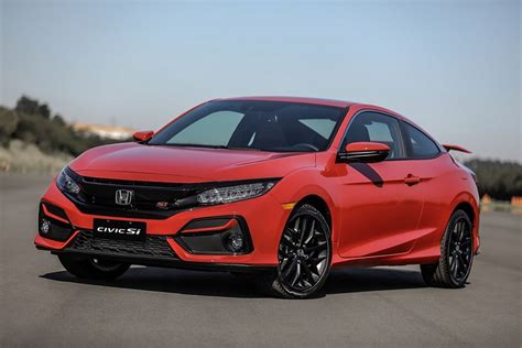Originally a subcompact, the civic has gone through several generational changes. Honda Civic 2021 traz menos design e mais equipamentos ...