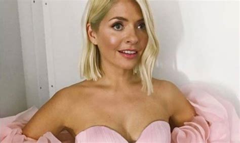 Holly Willoughbys Second Dancing On Ice Gown Will Be On Your Christmas