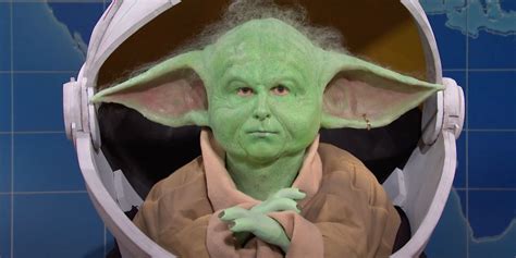 Baby Yoda Returns To Snl And Explains Why Hes Green