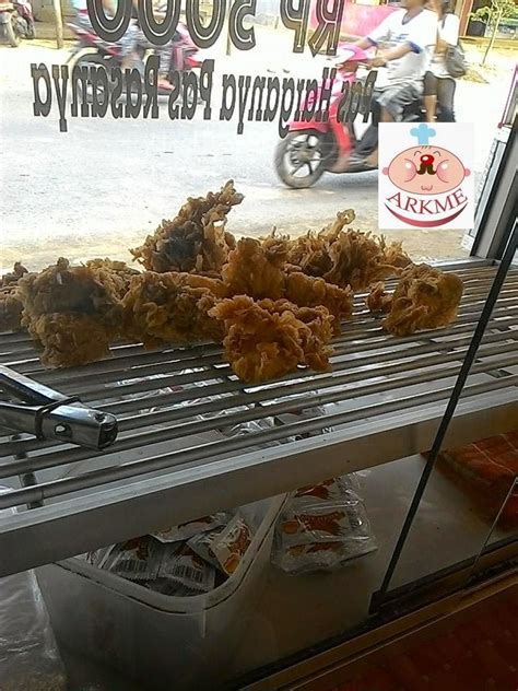 Cocok buat camilan atau lauk pendamping, berikut resep praktis membuat sate kulit ayam yang sedap. Resep Ayam goreng KFC Crispy Renyah dan gurih ~ RESEP ...