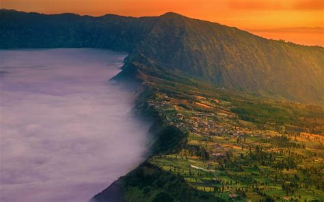 Landscape Nature Village Mount Bromo Java Indonesia Crater Mist