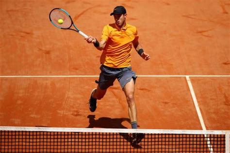 Nicolás jarry durante la copa davis recibiendo indicaciones de su capitán nicolás massútwitter una vez que el tenista conoció el fallo difundió un comunicado en sus redes sociales aceptando la. Tenista Nicolás Jarry avanza a la final del Torneo de ...