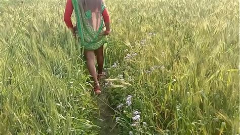 Indian Village Bhabhi Fucking Outdoor Sex In Hindi Xxx Videos Porno Móviles And Películas