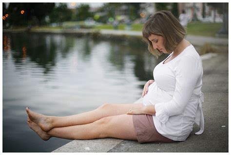 oakland lakeside maternity session by rife ponce photography