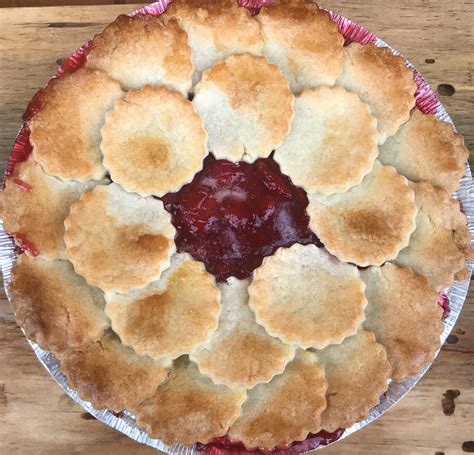 Tried using this crust recipe in one your pies? 4 Decorative Pie Crusts for Gluten Free Pie Dough ...