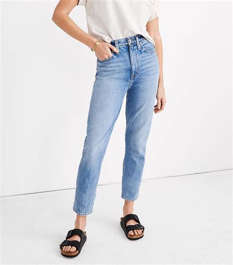 The 11 Best Jeans For Women Over 50 Who What Wear Uk
