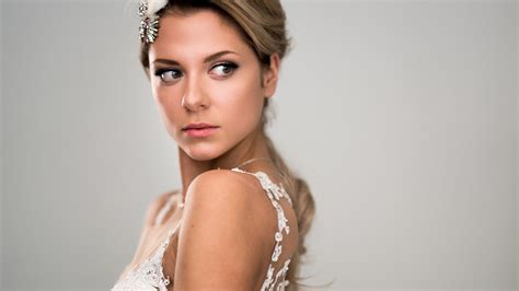 Gzsz sunny hochzeitskleid kleider brautkleid. GZSZ-Jubiläum: Hier wird Valentina Pahde zur schönen Braut ...