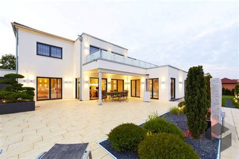 Die wohnung ist die kompl. Villa "Cannstatt" von Luxhaus | 13,5 Zimmer | 335 m² ...