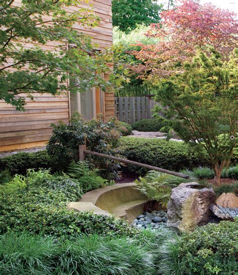 Photos of japanese garden & landscaping ideas including small asian gardens, designs with rock if you are interested in how to create a japanese garden, it can easily be done in your backyard. 20 Lovely Japanese Garden Designs for Small Spaces
