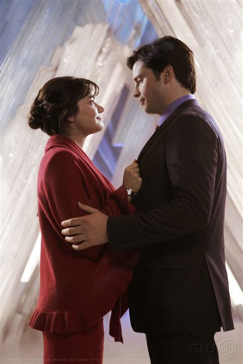 Smallville Finale First Look The Wedding Of Clark Kent And Lois Lane