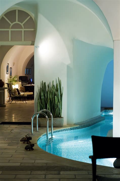 Mesmerizing interior home pool design idea pocketpclinks.com. Indoor Swimming Pool Ideas - HomesFeed