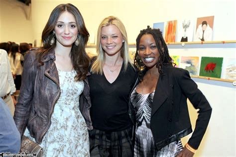 Incognito Annual Art Exhibition Emmy Rossum Photo Fanpop