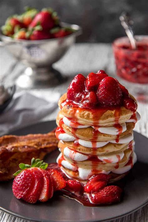 Strawberry Cheesecake Pancakes • The Crumby Kitchen