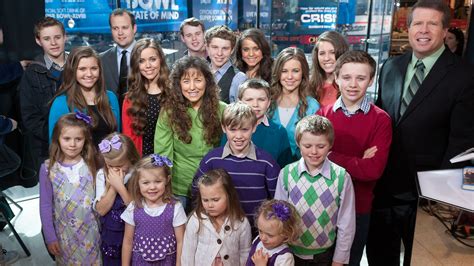 Here's When We Can Expect To Watch Shiny Happy People: Duggar Family