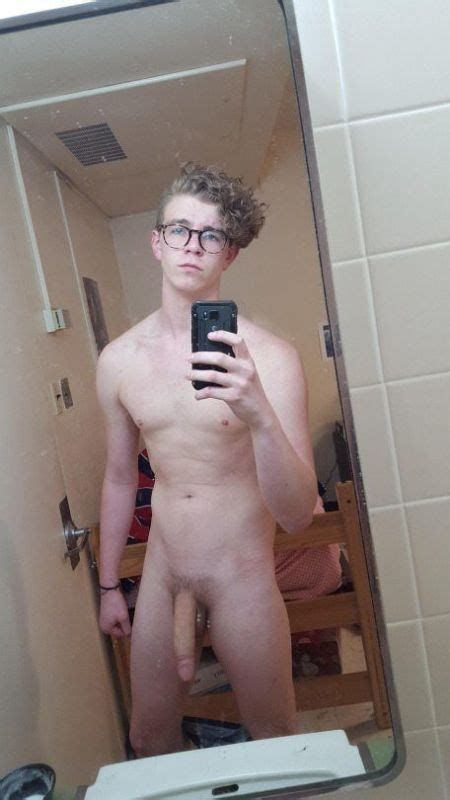 Nerdy Guys Naked Porn Sex Photos