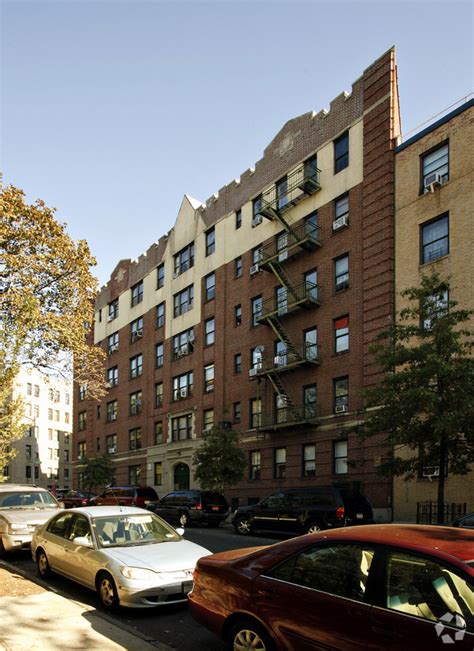 31 W Mosholu Pky N Bronx Ny 10467 Apartments In Bronx Ny