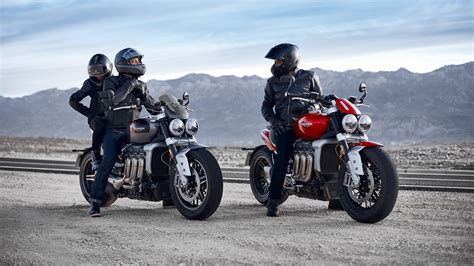 Triumph's 2020 rocket 3 gets a larger 2,500cc engine and a more compact chassis for more performance and comfort. The 2500 cc 2019 Triumph Rocket 3 R and GT is finally here ...