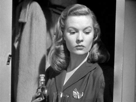 Sally Gray As Sally Connor In They Made Me A Fugitive 1947 Singer