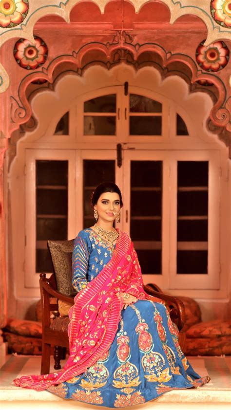 🥰ਸ਼aਵia ਖaਤੂun🥰 Nimrat Khaira Punjabi Outfits Embroidery Suits Design