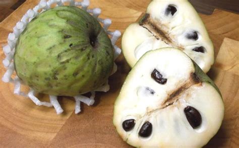 It was banned in the u.s. 10 Most Bizarre and Unusual Apples around the World