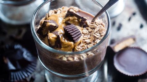 Peanut butter protein overnight oats. 5 Simple Recipes for High-Protein Overnight Oats | Bodybuilding.com