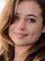 The apple doesn't fall far from the tree when it comes to simon baker and his eldest daughter stella breeze baker. Stella Baker (II) - Filmweb
