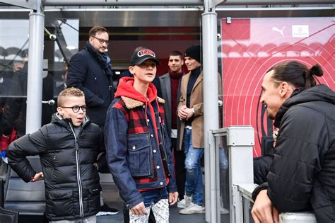 Ibra S Hne Wechseln In Den Milan Nachwuchs Sky Sport Austria