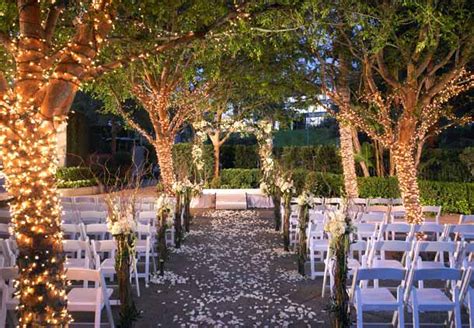 As the musa landscape architects say: Five gorgeous themes for your garden wedding reception | Easy Weddings UK - Easy Weddings