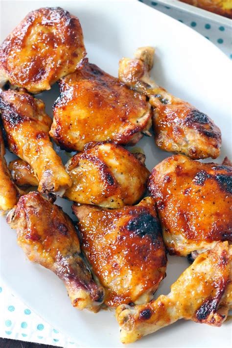 With just two ingredients, you can have a moist and tasty dinner with this simple method for a great baked bbq split chicken breast. Two Ingredient Crispy Oven Baked BBQ Chicken | Recipe ...